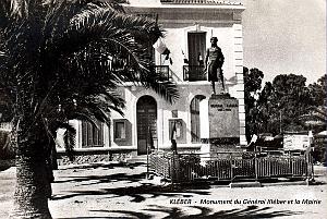 Kleber - Monument du General Kleber et la Mairie
